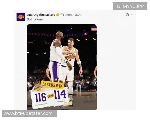 詹姆斯本赛季表现低迷球权到手立刻传给东契奇