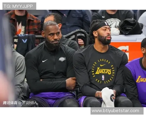 达蒙琼斯曝詹姆斯缺阵内幕短信下注雄鹿助我赢得巨额利润